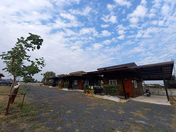 รุ่งเรืองโฮม รีสอร์ท