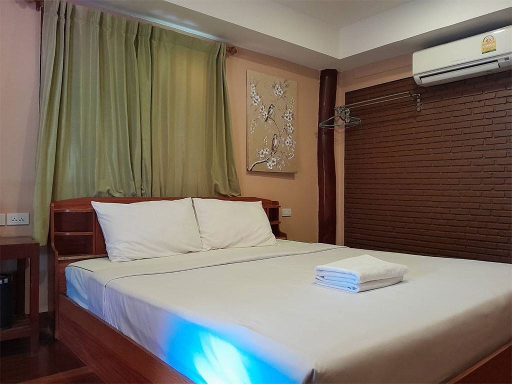 เบ็น เกสท์เฮาส์