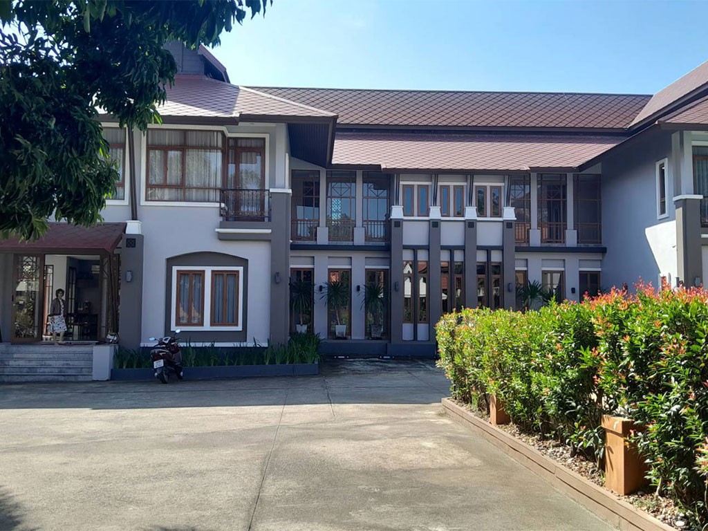 เบ็น เกสท์เฮาส์