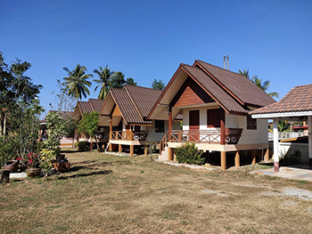 Baan Phak Yay Tor Resort