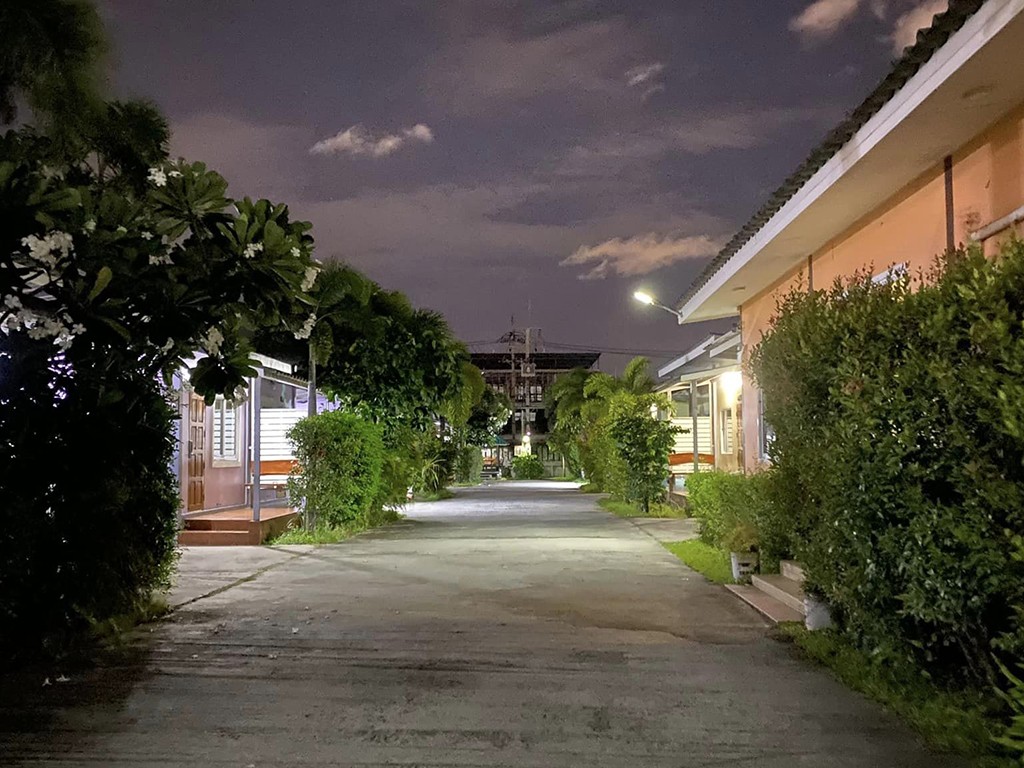 บ้านภูฟ้า รีสอร์ท ณ แหลมฉบัง
