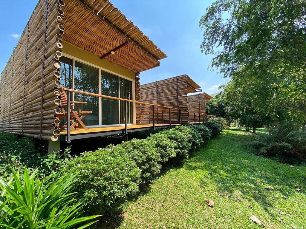 ช่องแคบ อิงแคว รีสอร์ท ไทรโยค