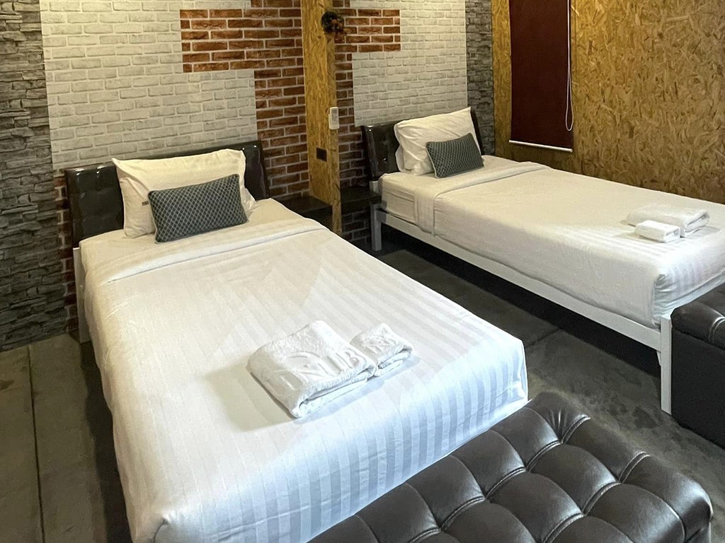 เจบี แกรนด์ รีสอร์ท