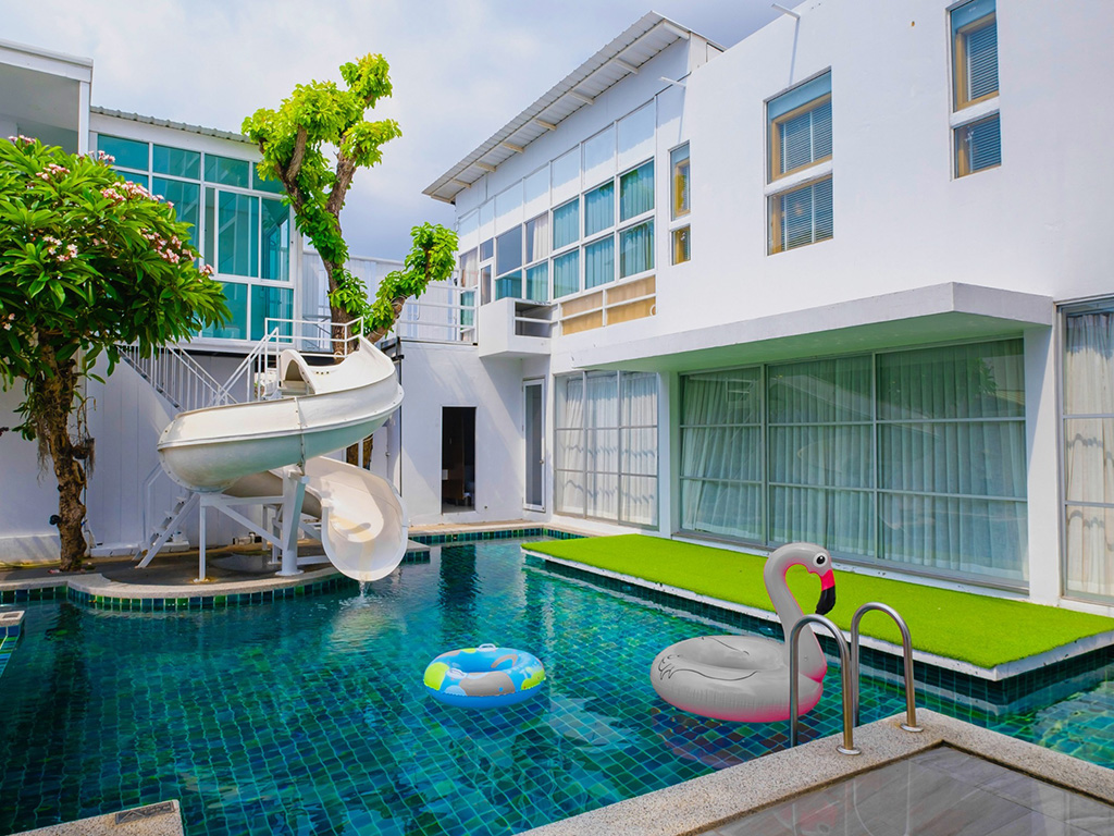 Sea Pearl Beachfront Pool Villa Ban-Ampur Beach