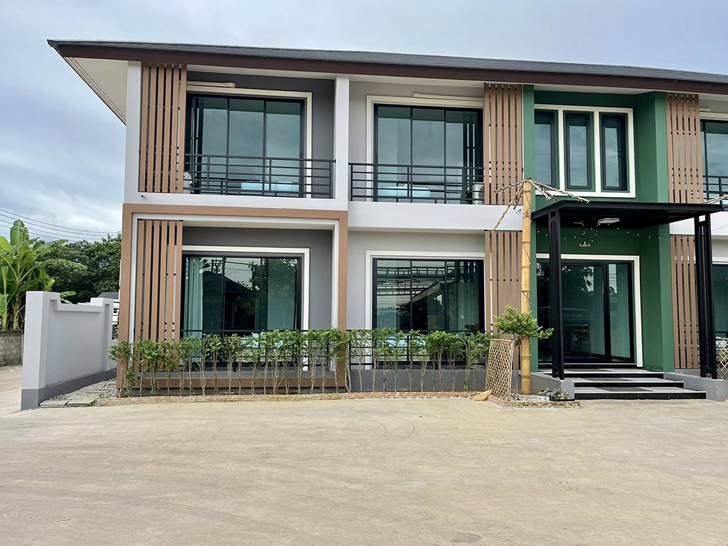 พบรัก รีสอร์ท