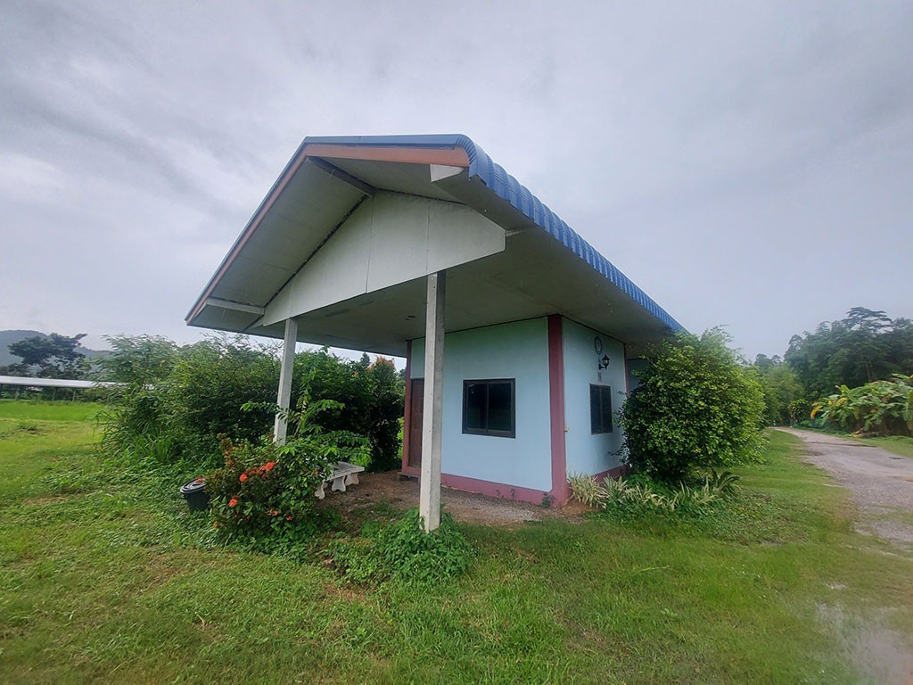 น้อยคันแท รีสอร์ท