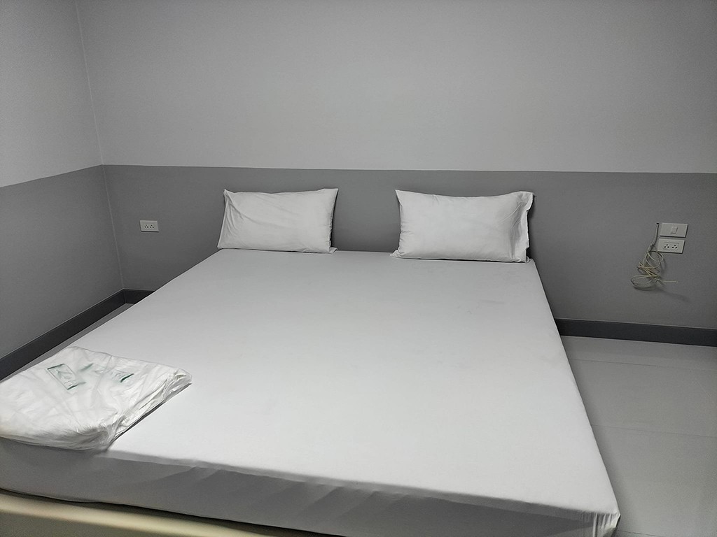 ไนท์อินน์ สุราษฎร์ธานี