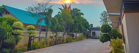 ban suan resort wat klang bang phra