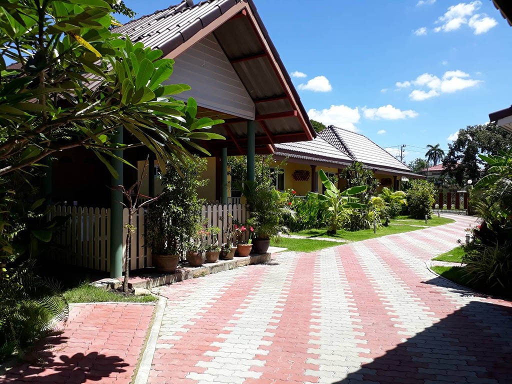 Hotels Nearby Baan Penny