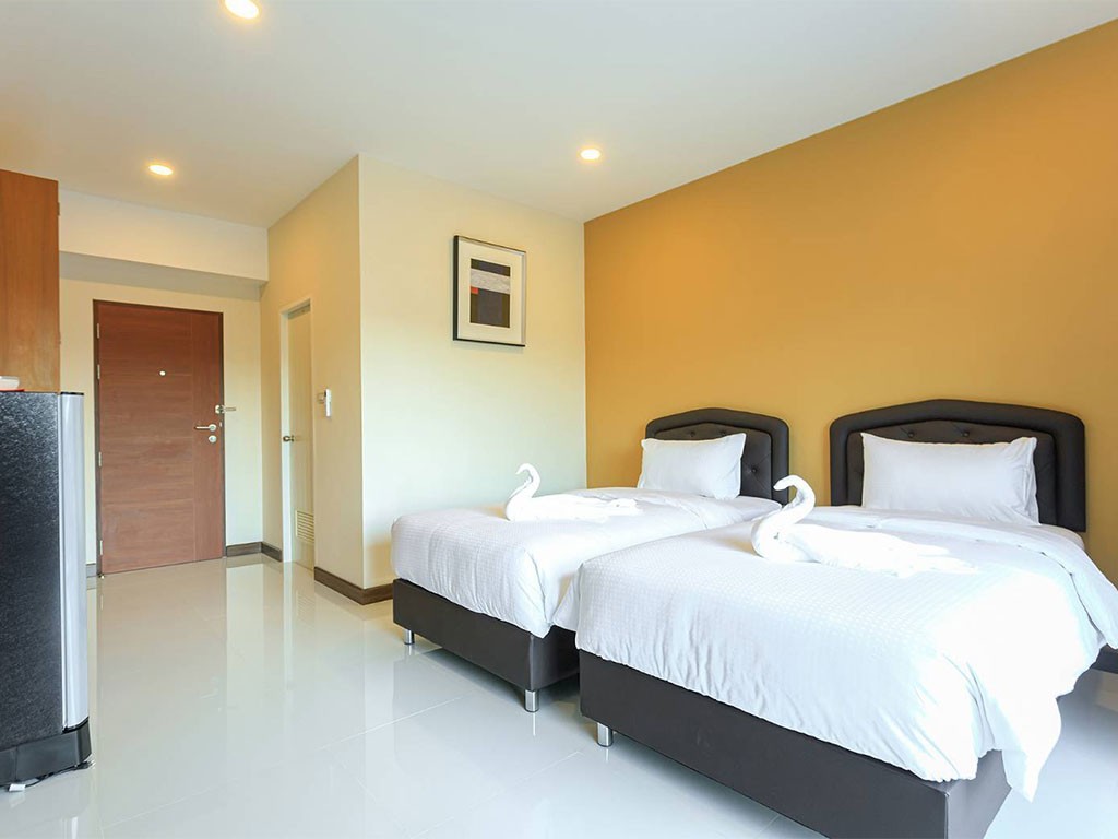 ชนาภัทร โฮเทล