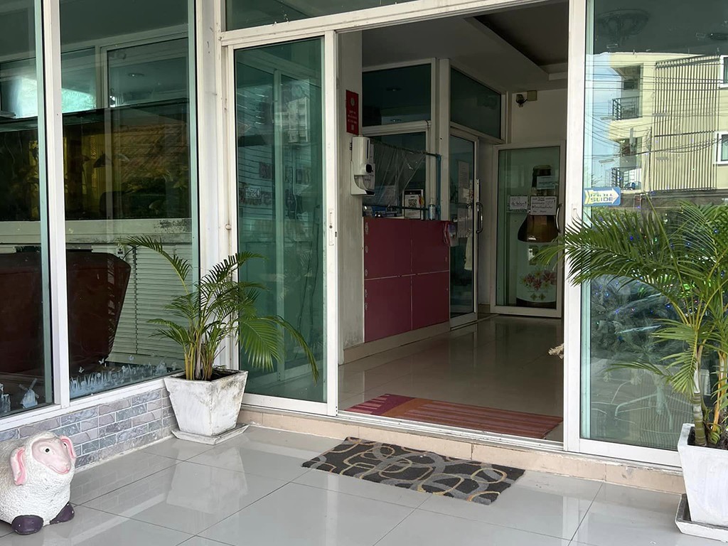 ลิขิต เพลส