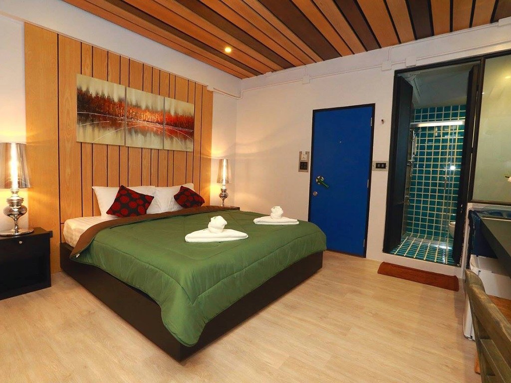 ดีวัน ตราด บูติค รีโซเทล