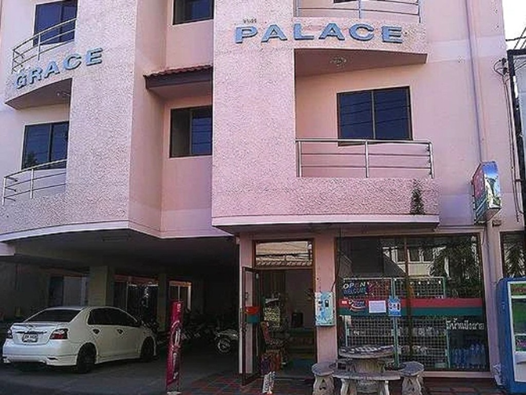 Hotels Nearby Grace Palace Apartment