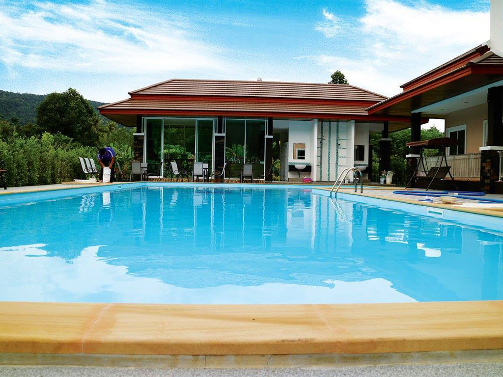 พูลเฮาส์ ลานสกา