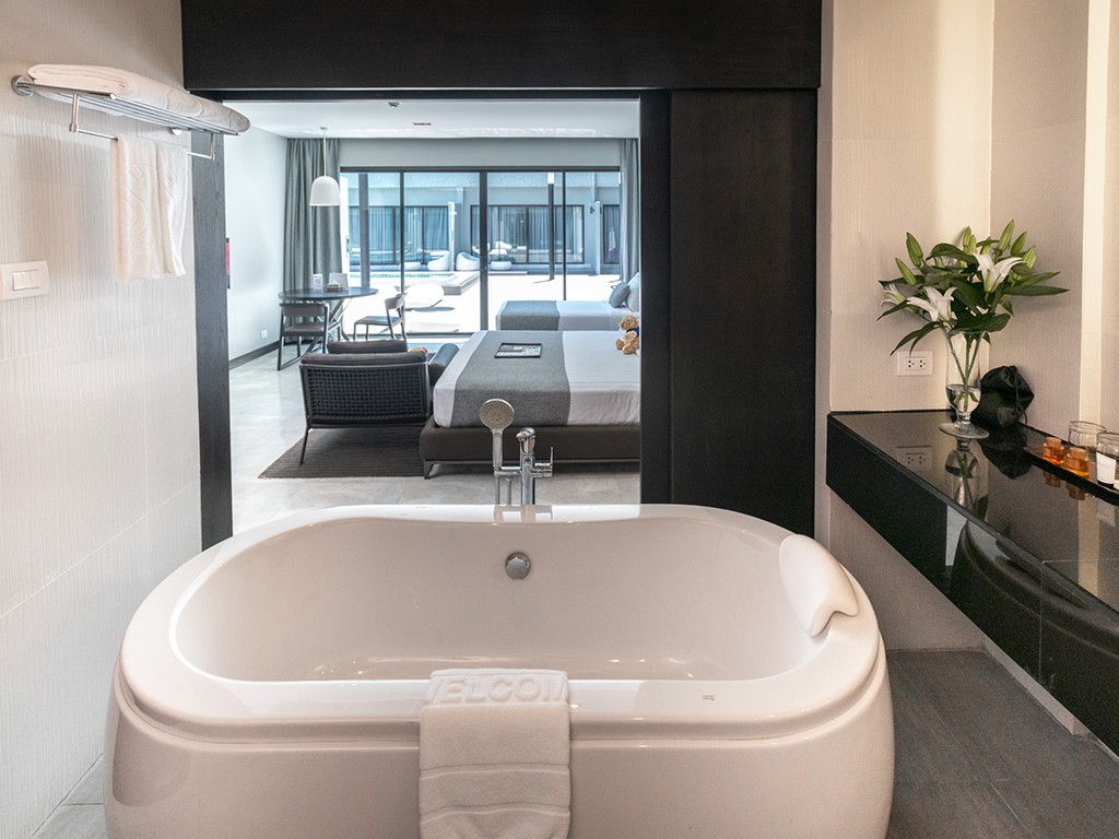 เอส รัชดา เลเชอร์ โฮเทล