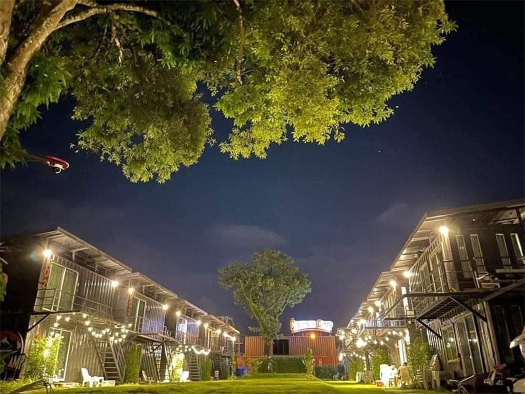 คอนเทนเนอร์แคมป์ นครพนม