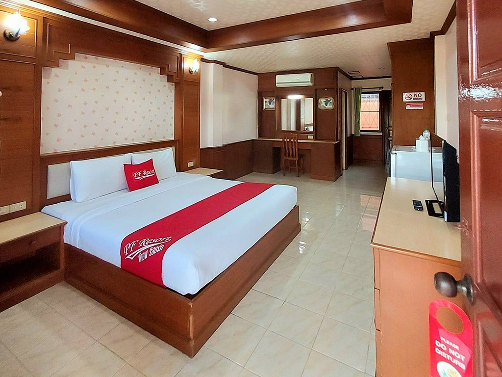 พีเอฟ​ รีสอร์ท​ พัทยา​