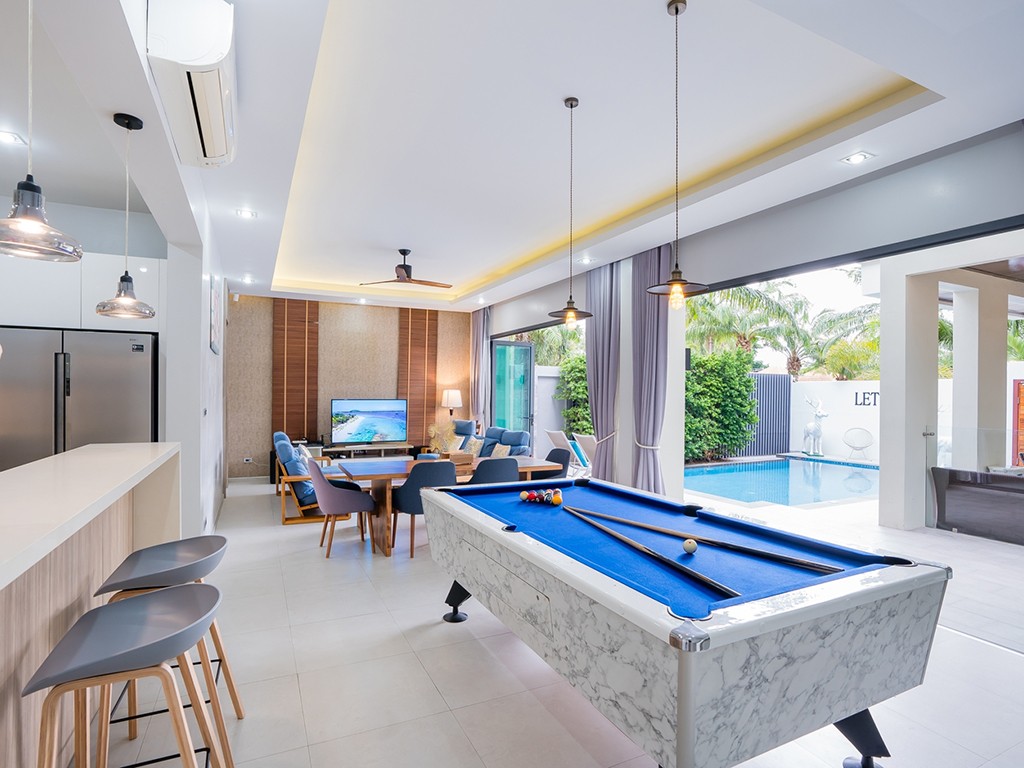 ฮอลลีวูด พูลวิลล่า