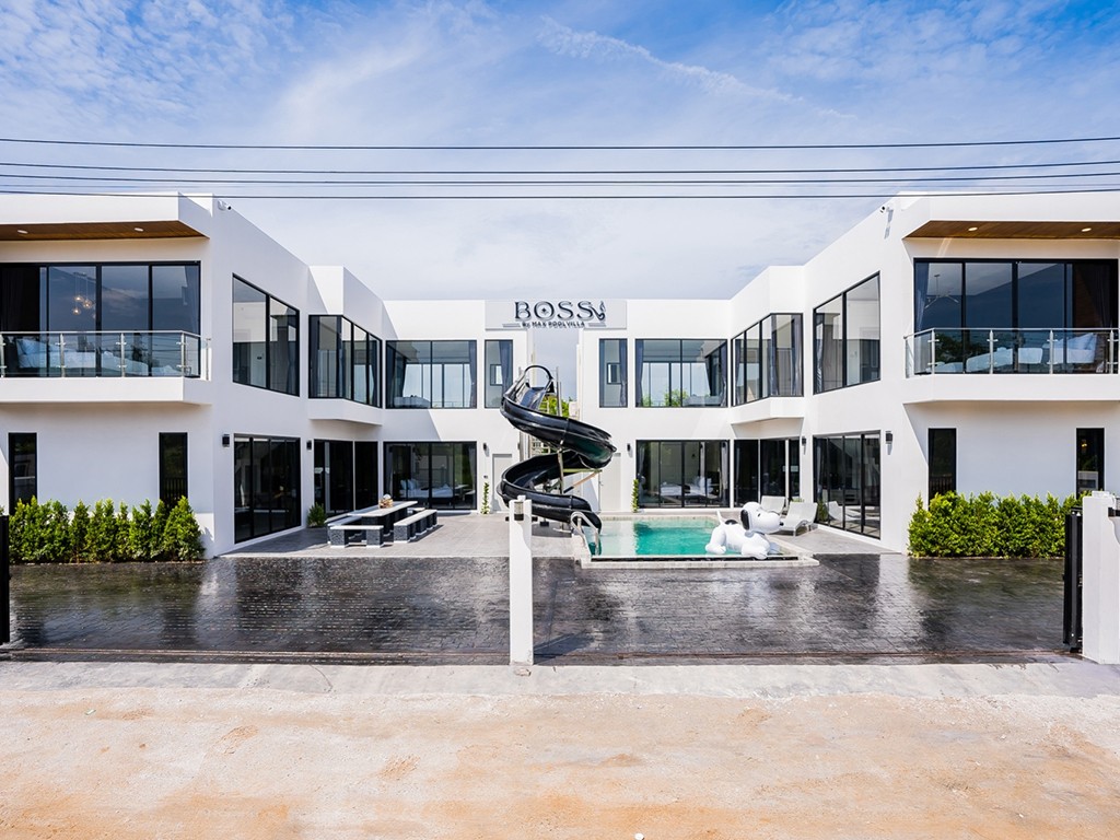 Image Hotel Boss Pool Villa