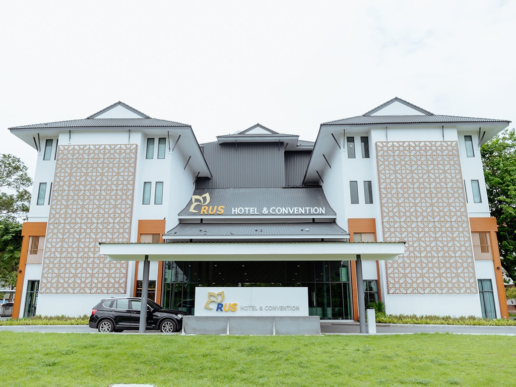 附近的酒店 RUS Hotel and Convention