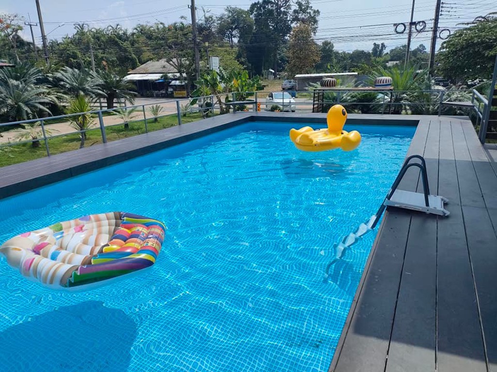Long D Resort