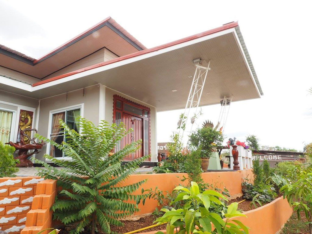 เดอะ เนเจอร์ รีสอร์ท แอนด์ สปา ท่าแร่