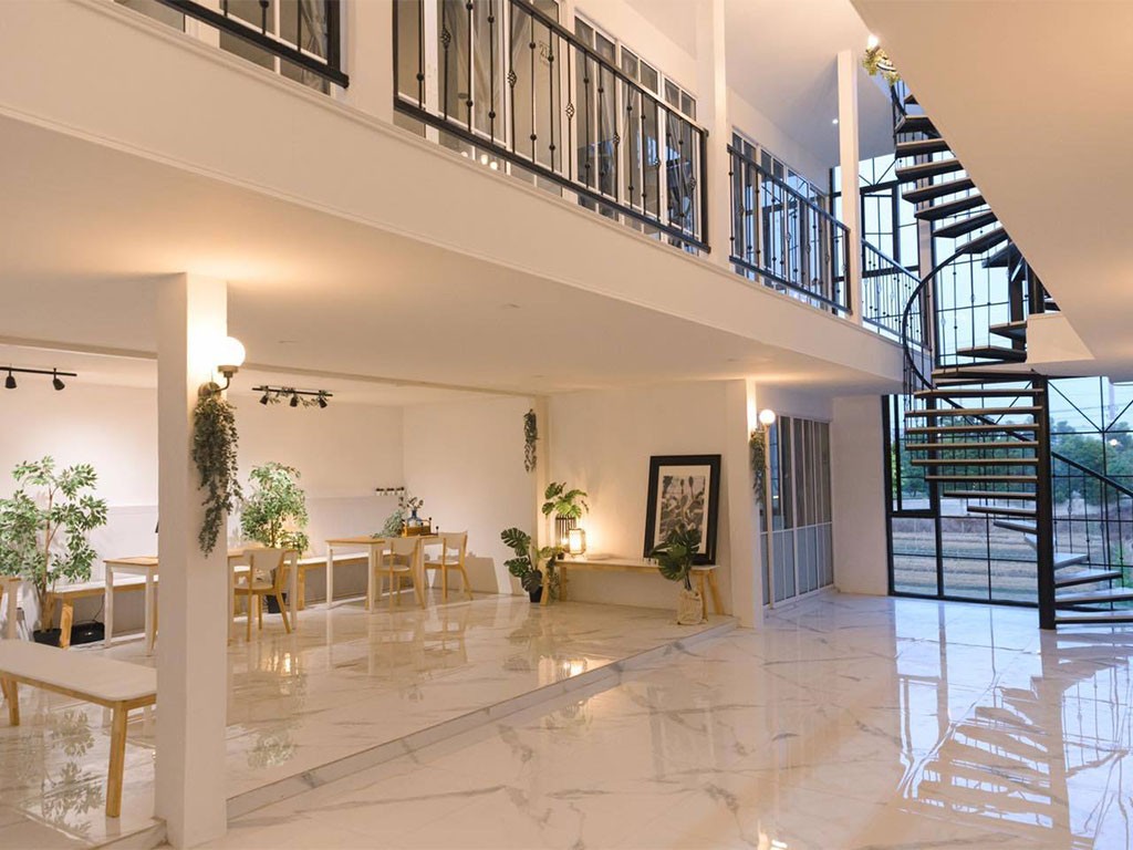 พอช 39 โฮสเทล