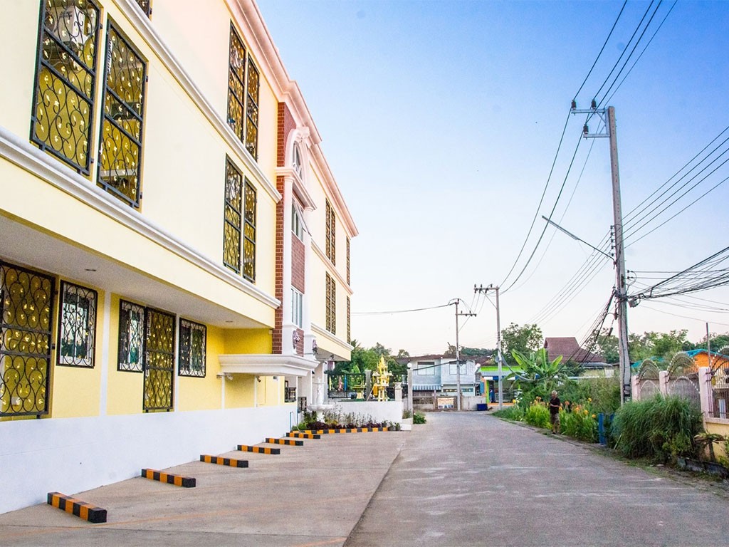 จุฑา แมนชั่น