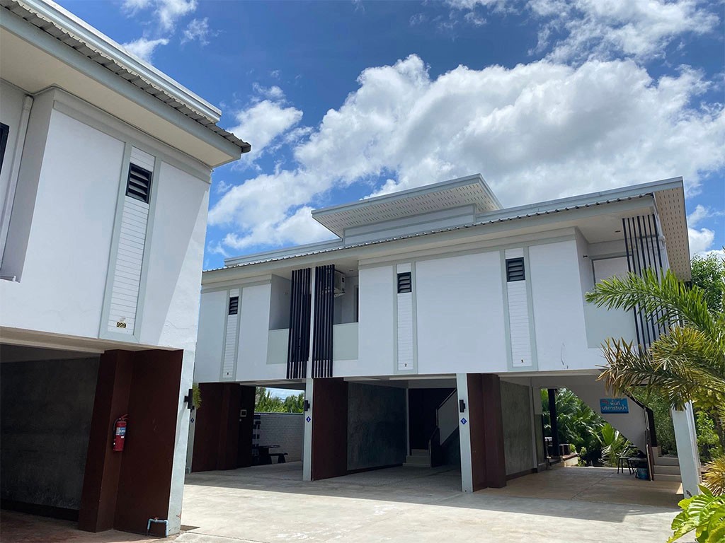 เอสบีอา รีสอร์ท