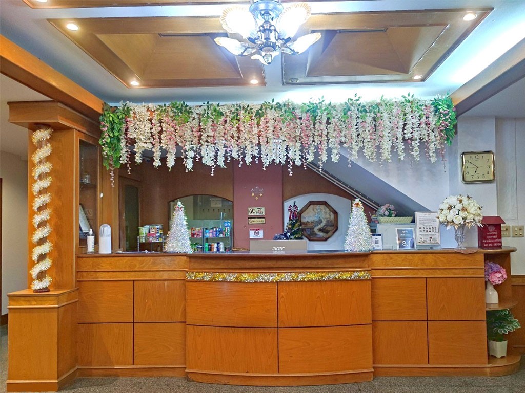 อารีน่ารีสอร์ท อุตรดิตถ์