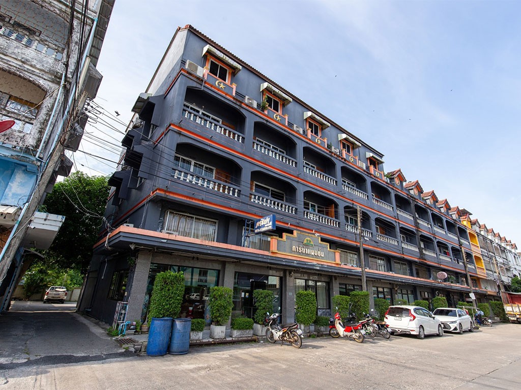 คารีน่า แมนชั่น นครศรี