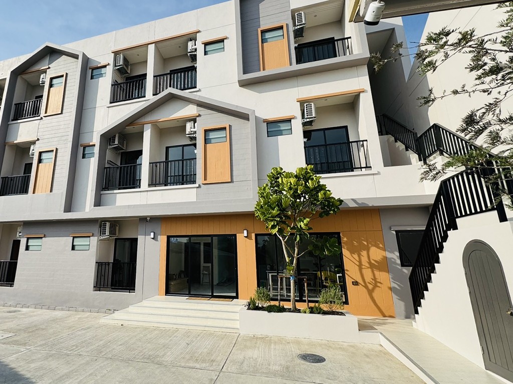 เดอะมังกี้ โฮเทล แอนด์ เรสซิเดนซ์