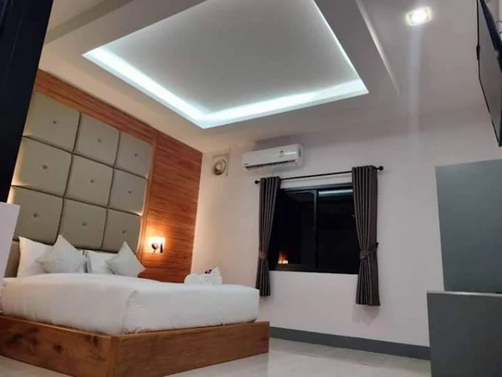 จักรพรรดิ์ รีสอร์ท