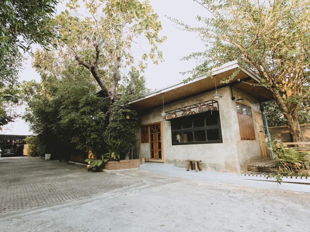 99/9 Box Hotel Resort