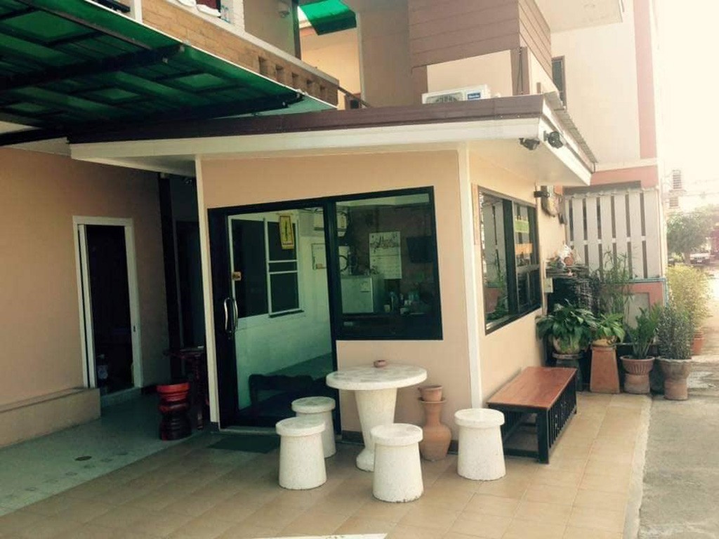 บ้านเพียงเพ็ญ