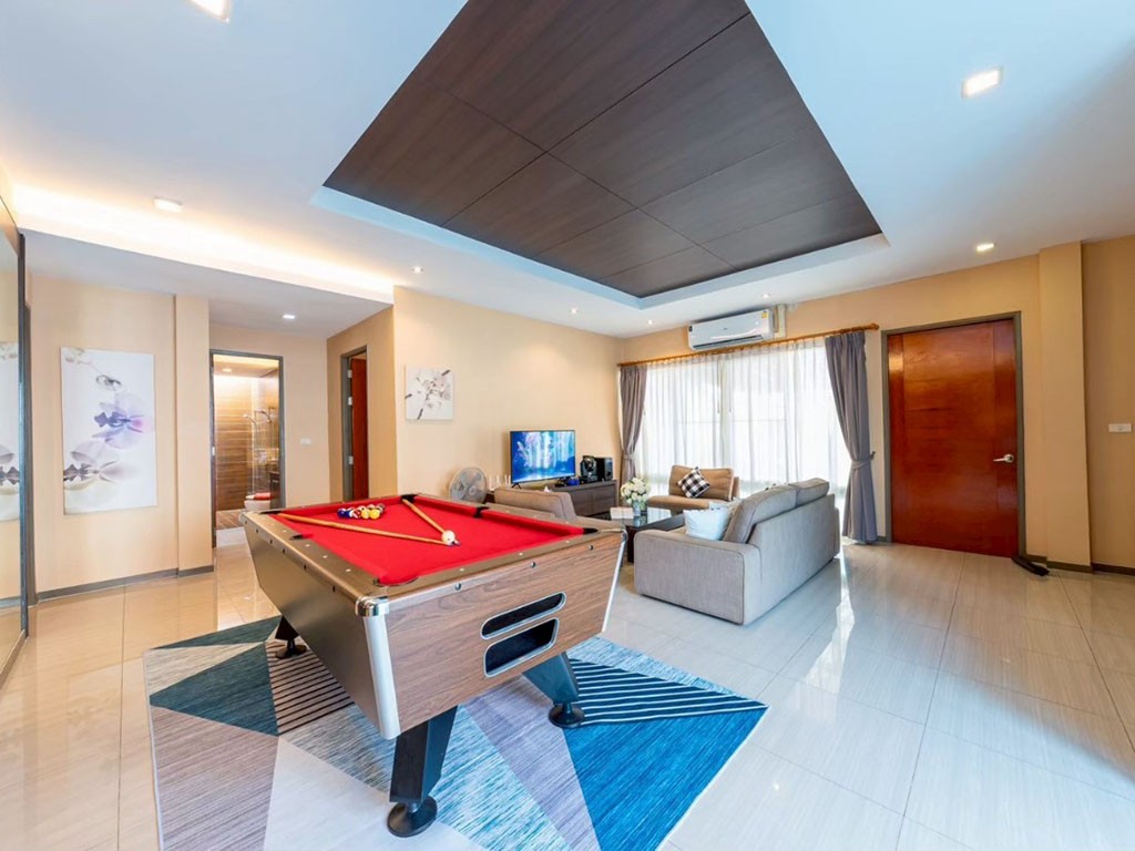 ซันไรซ์ พูล วิลล่า