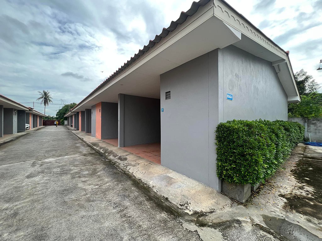 อินอิน รีสอร์ท