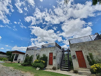 บ้าน บ.ใบไม้