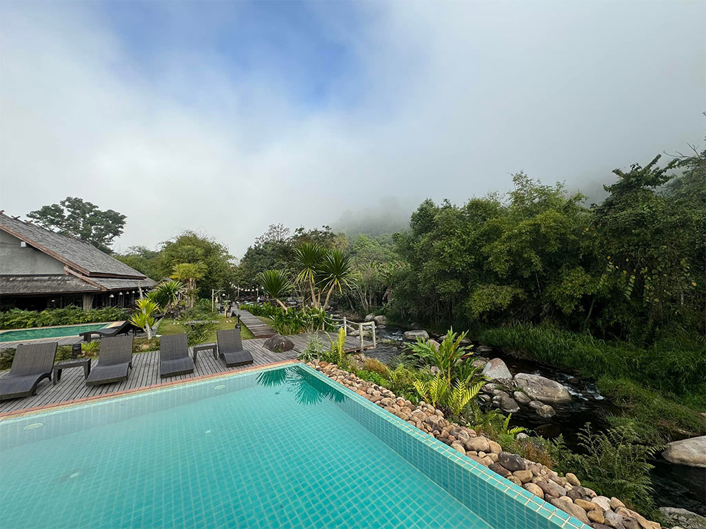 น้ำกัดยอละปา รีสอร์ท