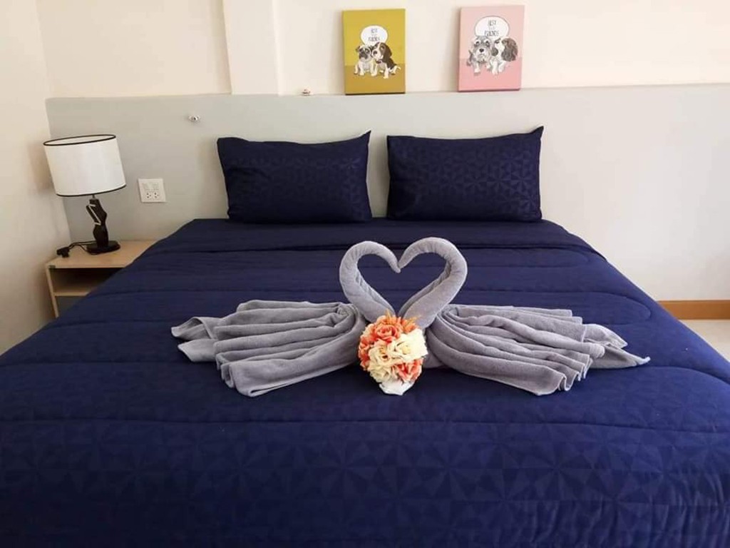 เดอรายาโฮเทล