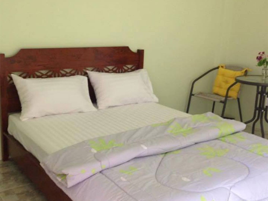 ใบทองธารา รีสอร์ท