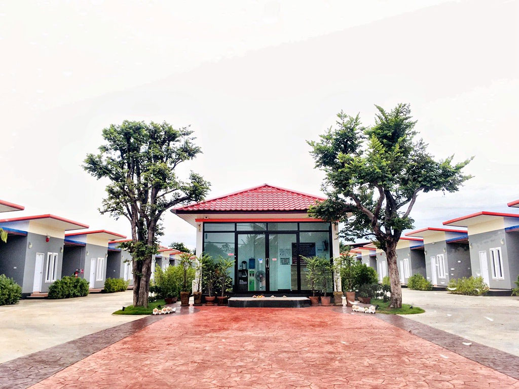 ดิออเรนจ์ รีสอร์ท 2