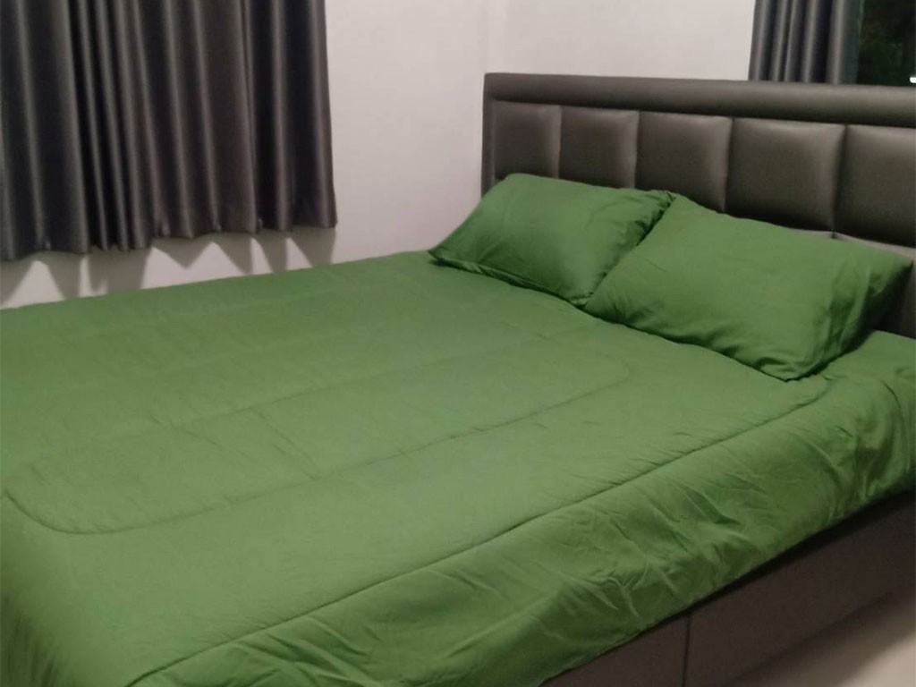 ชมจันทร์ รีสอร์ท ศรีราชา