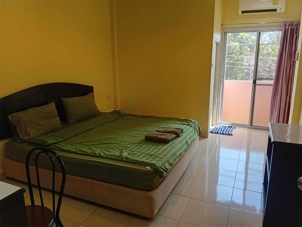 ศรีสุข อพาร์ทเมนท์